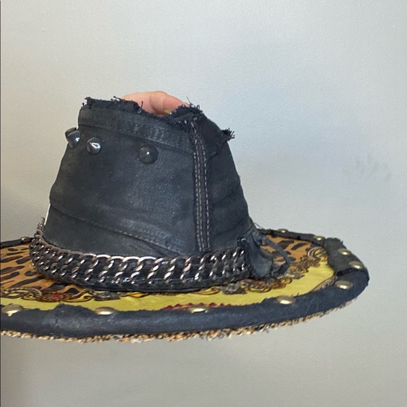 Punk Kouture - Vintage - extremely unique hat main image 8